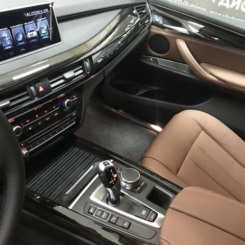 аквапринт салона машины bmw x6