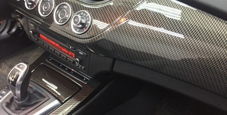 золотой карбон принт BMW Z4