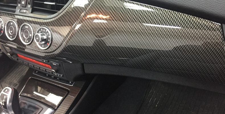BMW Z4 2011 аквапринт салона под карбон (16)