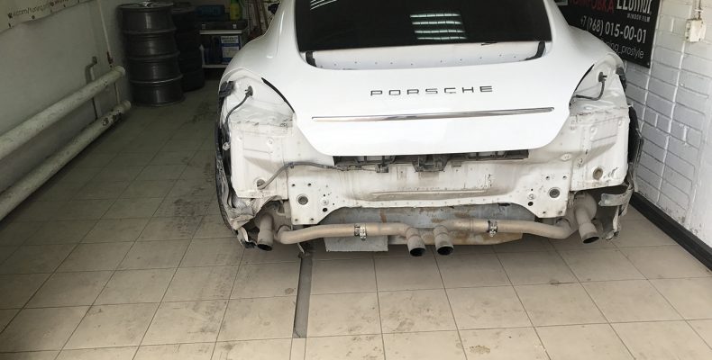 Porsche Panamera Turbo аквапринт (зеркала, диски, капот, пороги, жабры, спойлер, бампера)